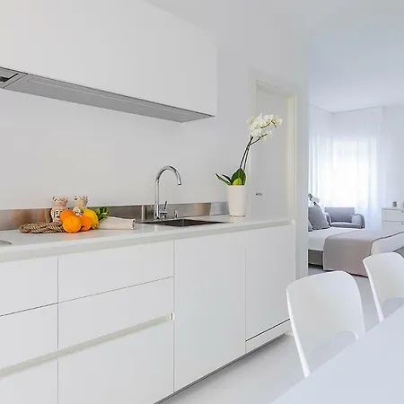 White Stylish Apartments 2 Vico Equense Exterior photo