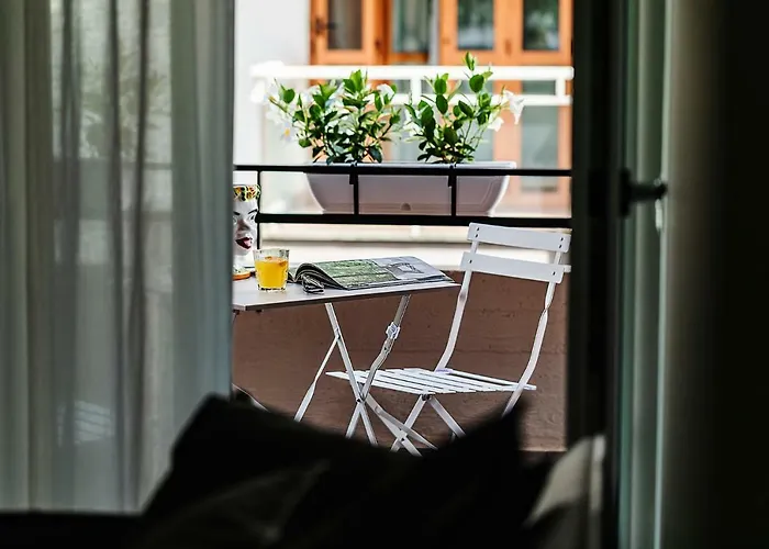 White Stylish Apartments 2
