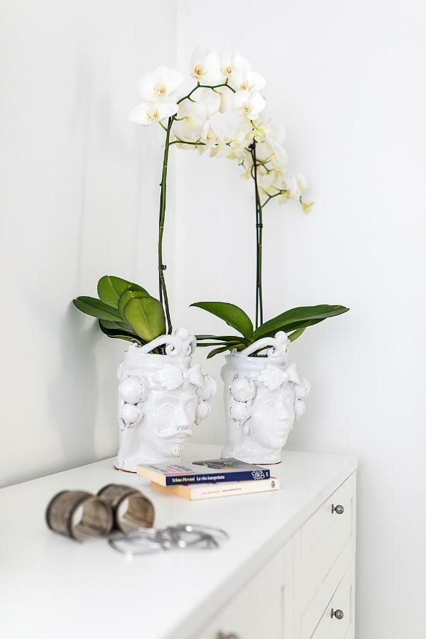 Apartment White Stylish 2 *