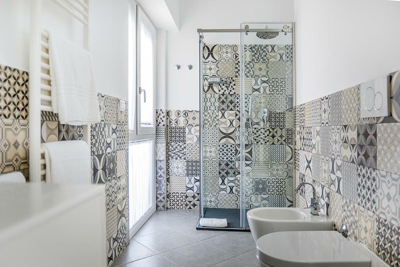 White Stylish 2 Apartment Vico Equense