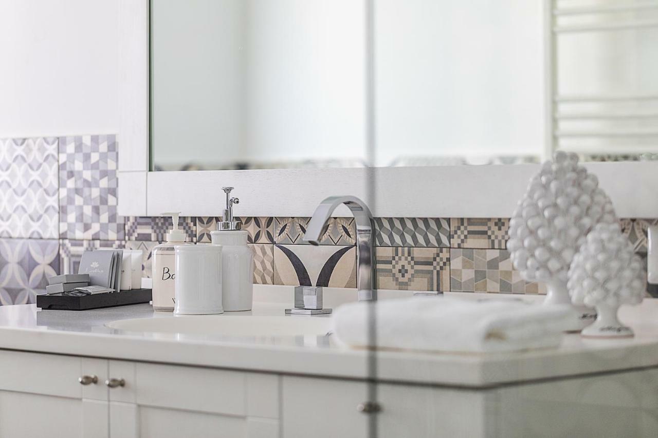 Apartment White Stylish 2